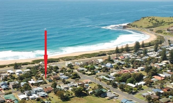 Werri Beach Cabin | Marthas Place by the Stunning Werri Beach.