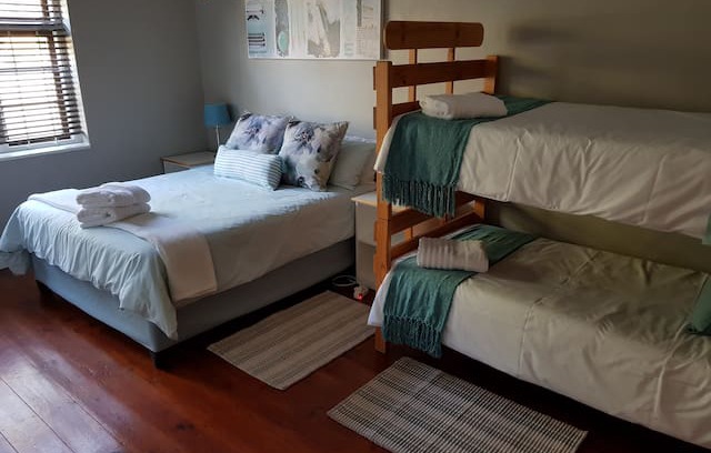 Riversdale House | Eden Self Catering (Riversdale) Room 1