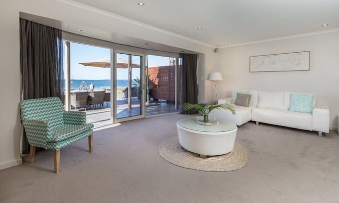 Port Lincoln House | South Point Beach House