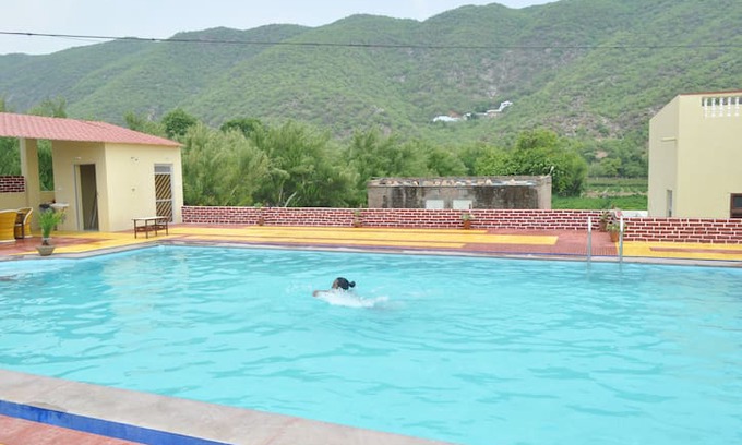 Pushkar Cabin | Villa in Pushkar Resort 2