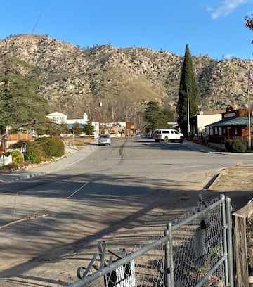 Kernville Cabin | New for 2020. Big Blue Cabin heart of Kernville