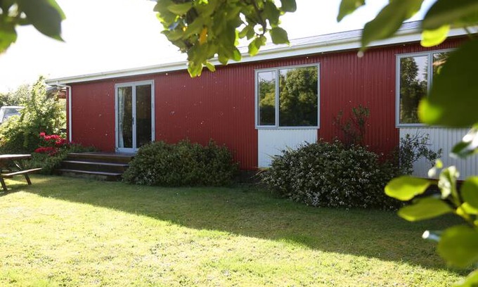 Te Anau House | The Red House Te Anau