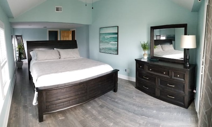 Hatteras Cabin | Krystal Kreek Harbor. A Salt Marsh Sanctuary