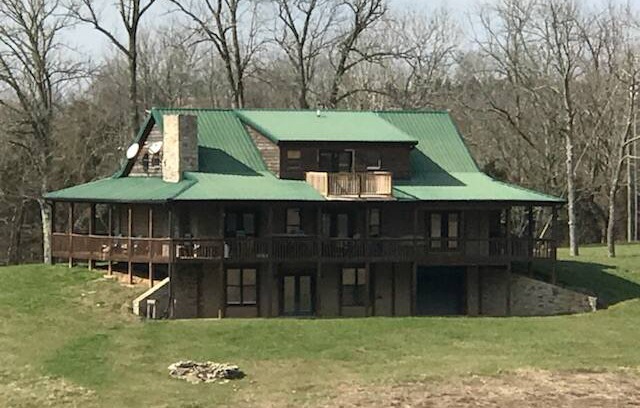 Springfield Cabin | Bourbon Trail, Executive Retreats, Family Reunions