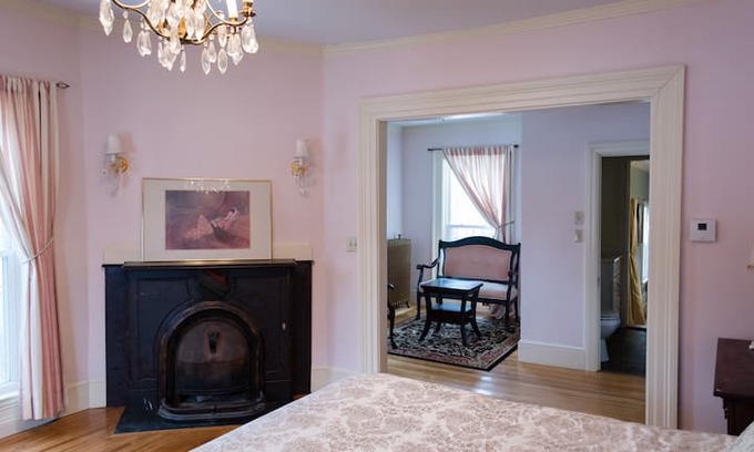 Houlton Apartment | The Elms