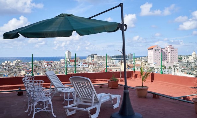 Centro Havana Apartment | Penthouse Stunning 360° Views - 100m Central Park