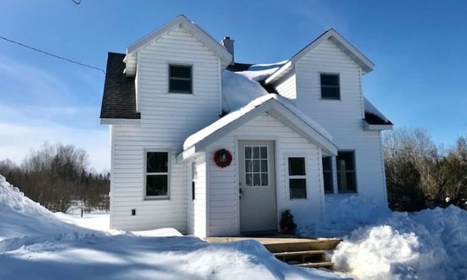 Ironwood House | The Saari House on the ABR Ski Trails