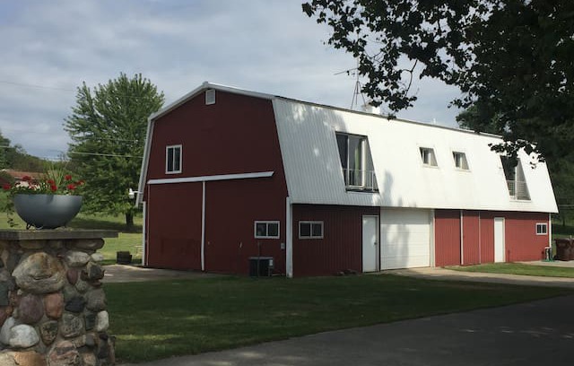 Angola Apartment | Bodie's Barn Apt. 2 on Beautiful Lake Gage