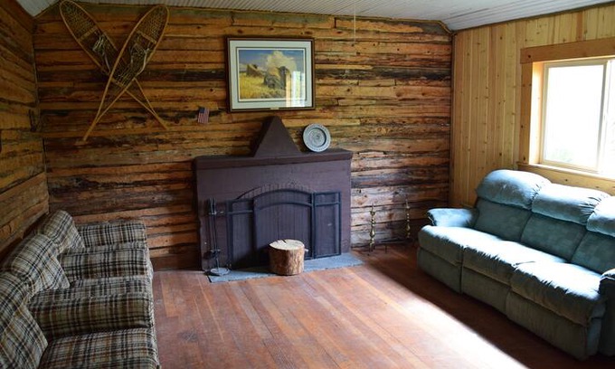 Gardiner Cabin | The Lodge at Hiawatha's Camp