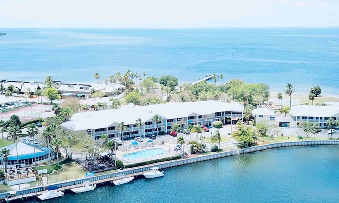 Ruskin Apartment | BEACH RESORT CONDO AT LITTLE HARBOR (1st fl) #509