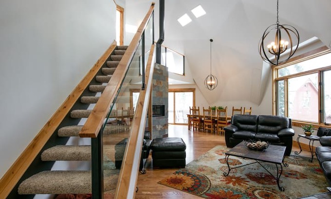Fraser House | Stay in a Geodesic Dome! Fabulous getaway