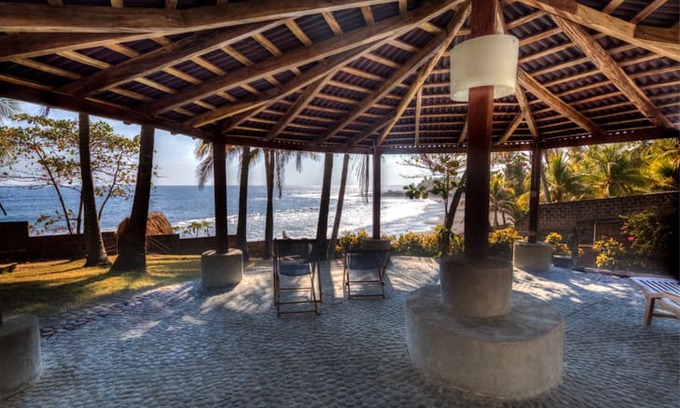 Chiltiupan House | El Zonte Villa, Pool, Wave View