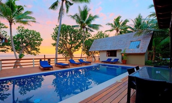 Tagaqe House | BeachFront Private Villa