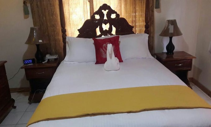 Buff Bay Apartment | Windbreak Villa