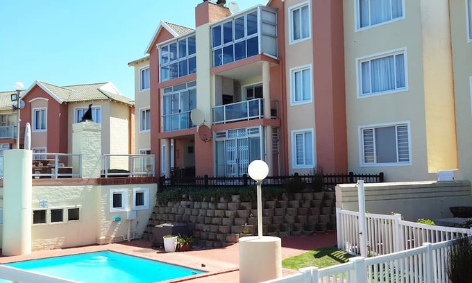 Aston Bay Apartment | No 26 The Astons