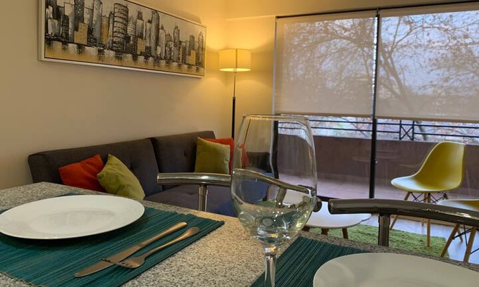 Santiago Apartment | Barrio tranquilo en Providencia, CAII404