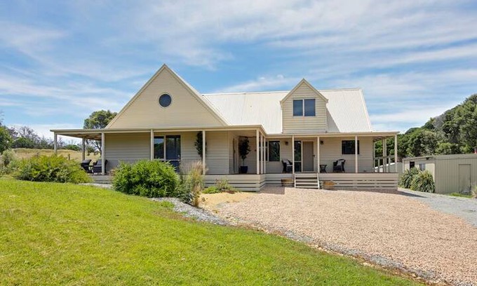 Fish Creek House | Benwerrin House