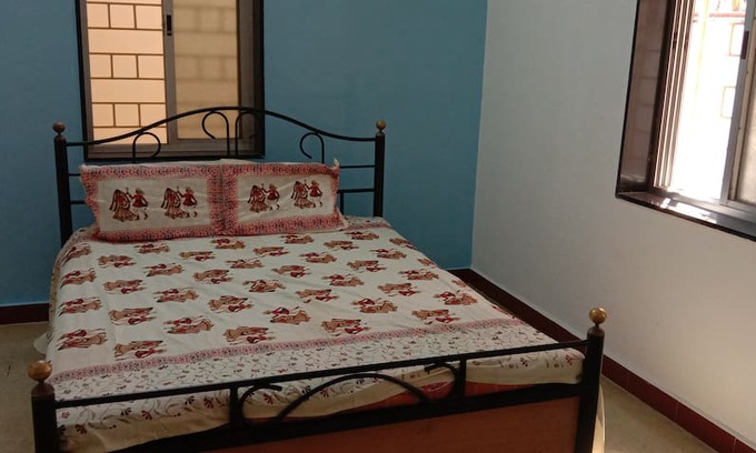 Karve Nagar House | Simple and spacious 2 bedroom house in Karvenagar