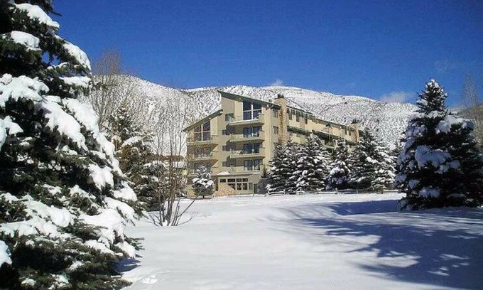 Avon Resort | Falcon Point Welk Resorts