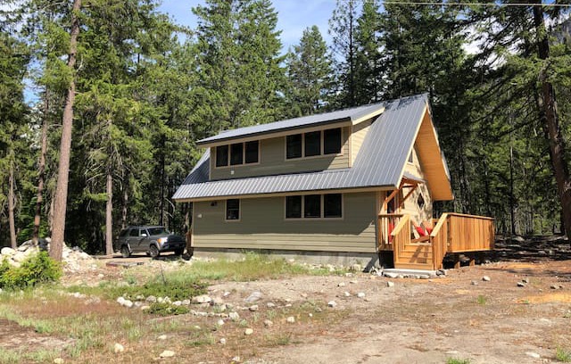 Stehekin Cabin | Stehekin Rainbow Cabin