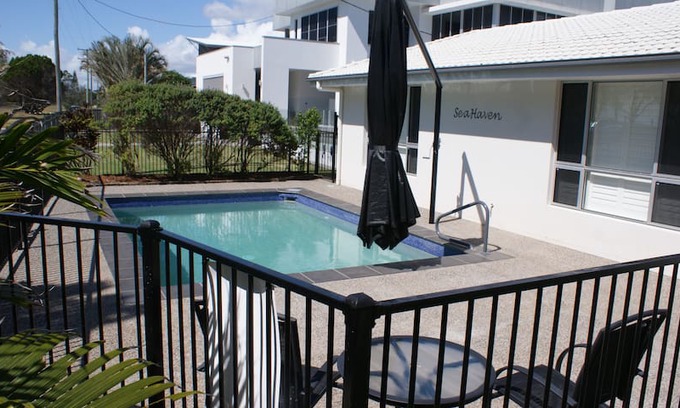 Woodgate House | SEAHAVEN- POOL INSTALLED APRIL 2020 SAVE up to 50%