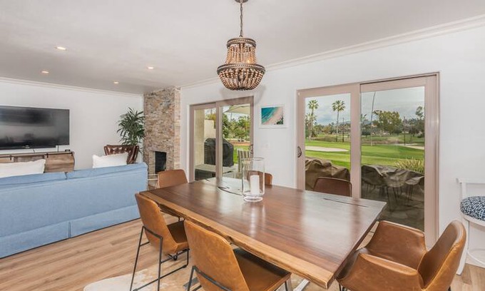 Rancho Santa Fe House | Rancho Santa Fe Townhome Overlooking Morgan Run Golf Course!