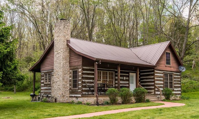 Nashville Cabin | Serendipity Park Log Cabin