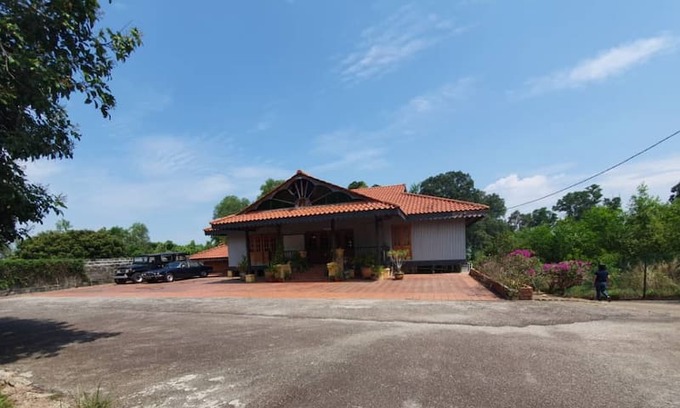 Tanjung Pelandok House | Five Palms Beach House @Seaside Villa Port Dickson