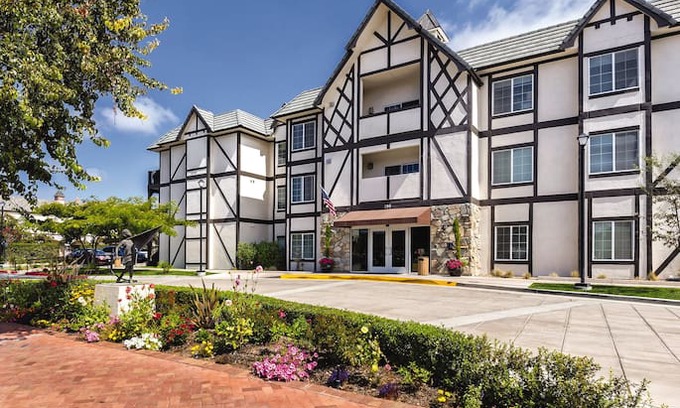 Solvang Resort | *Worldmark Solvang- Studio sleeps 2