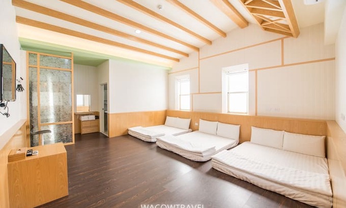 Xiaoliuqiu House | 小琉球緣聚閣民宿 6人套房