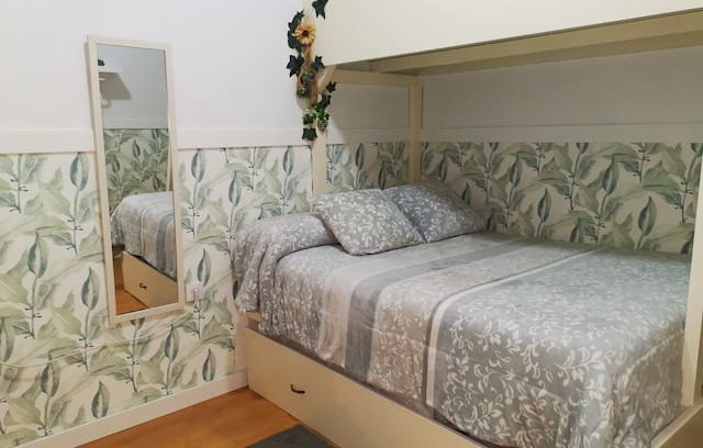 Triana Apartment | d Triana, Alcázar y Catedral centro a 15" 4 person