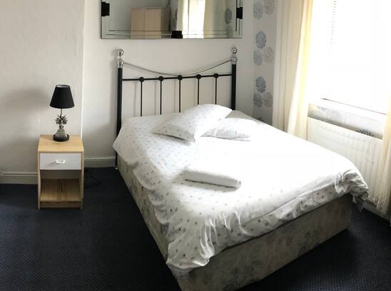 Seaton Carew Bed & Breakfast | THE DURHAM 5A