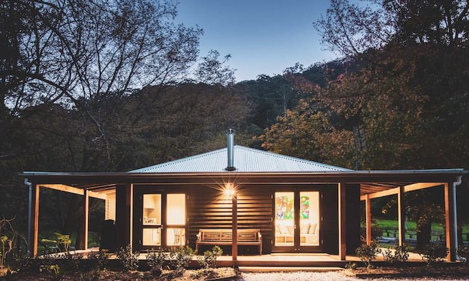 Barrengarry Villa | Banksia at Barranca - Luxury Villa