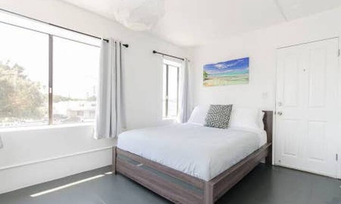 Old Town Apartment | 2B1B Spacious Apartment Near the Beach| TORRANCE