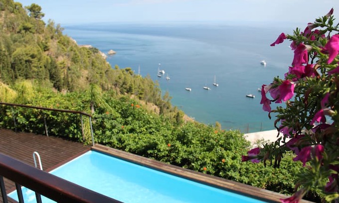 Taormina House | Dependance with sea view in Taormina
