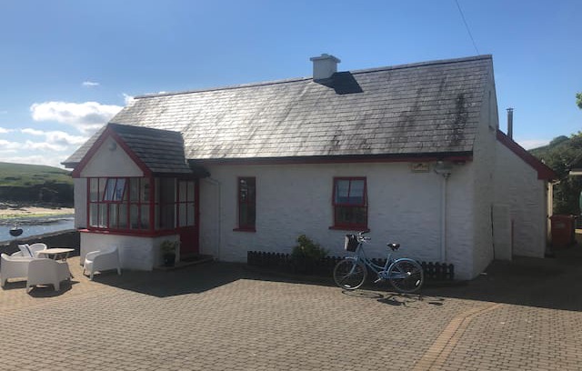 Kinsale Cabin | Kinsale Seaside Cottage Sandycove