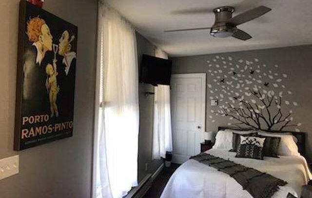 North Adams Apartment | #7 Downtown Historic Flatiron building getaway.