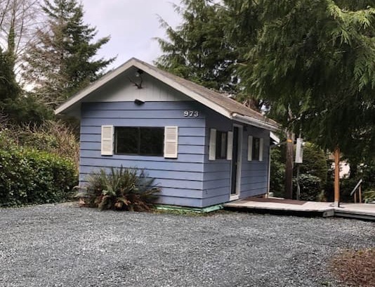 Rockaway Beach House | The Periwinkle Cottage: Beach, Relax and Restore