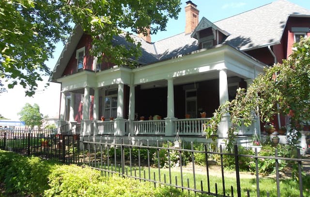 Marion Bed & Breakfast | Coke Room (The Haven on Vine B&B)