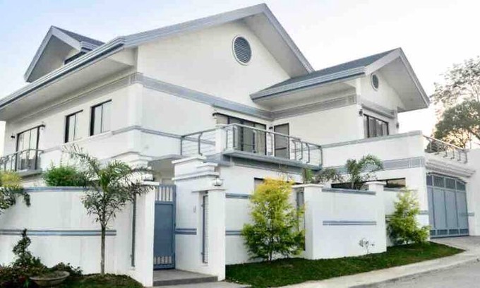 Tagaytay House | ★ Tagaytay Vacation House for Big Family/Groups ★