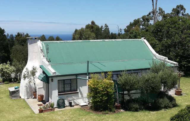 Hoekwil Cabin | Cozy Cottage in Hoekwil