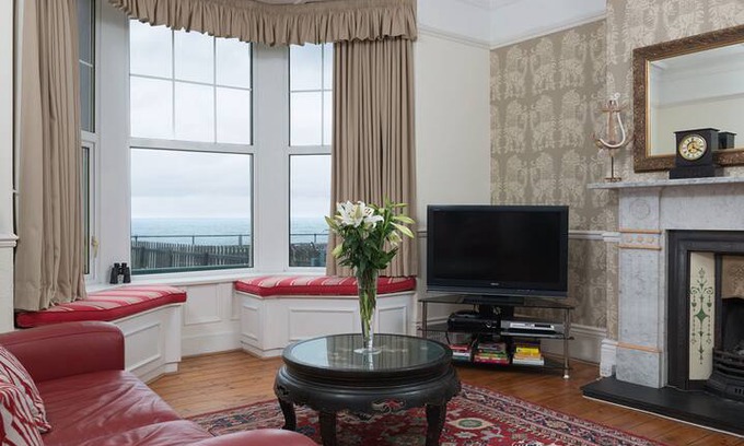 Cullercoats Apartment | Castaway Apartment on Cullercoats Sea Front
