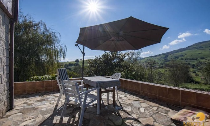 Villafufre Apartment | Casa Curra - La montaña mágica