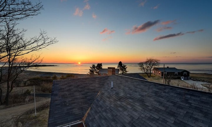 Kittery Point House | A Gerrish Island Getaway