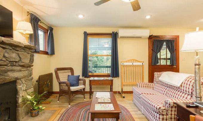 Swannanoa Cabin | Spruce Fork Cottage