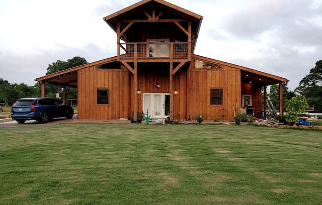 Hempstead Other | Llamas & Pool Farmhouse in Hempstead, Texas