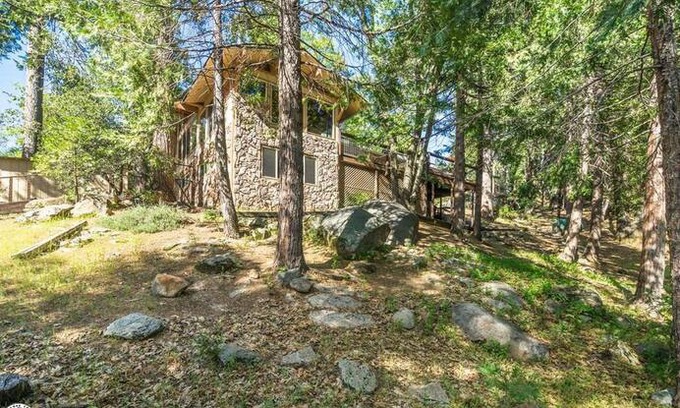 Twain Harte Cabin | Alpine Chalet