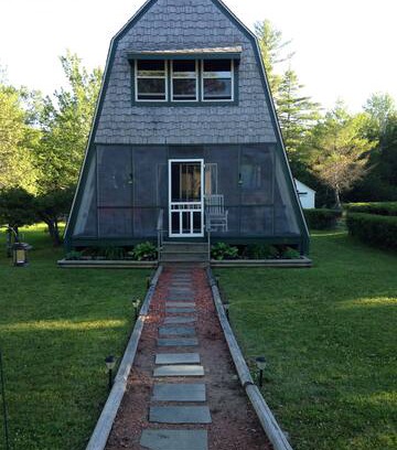 Belgrade Cabin | Pinkhams Cove Cottage A home away from home