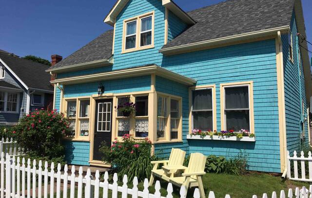 Charlottetown House | Big Blue! A Cottage in the City