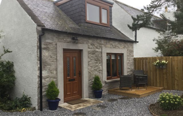 Keith Cabin | The Wee Hoose, Pitlurg, Keith.